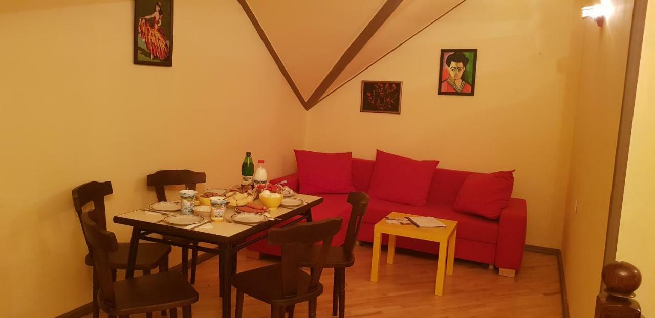 Guest House Likani 2017 Borjomi Exteriör bild