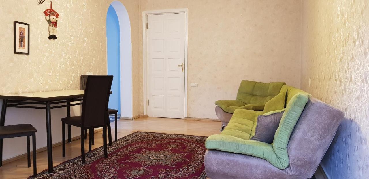 Guest House Likani 2017 Borjomi Exteriör bild